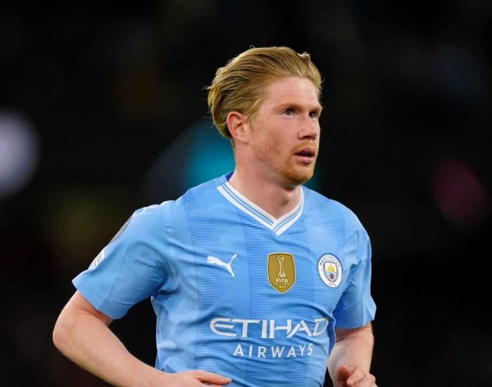 累了？詹姆斯半场5中0，只靠罚球得到2分