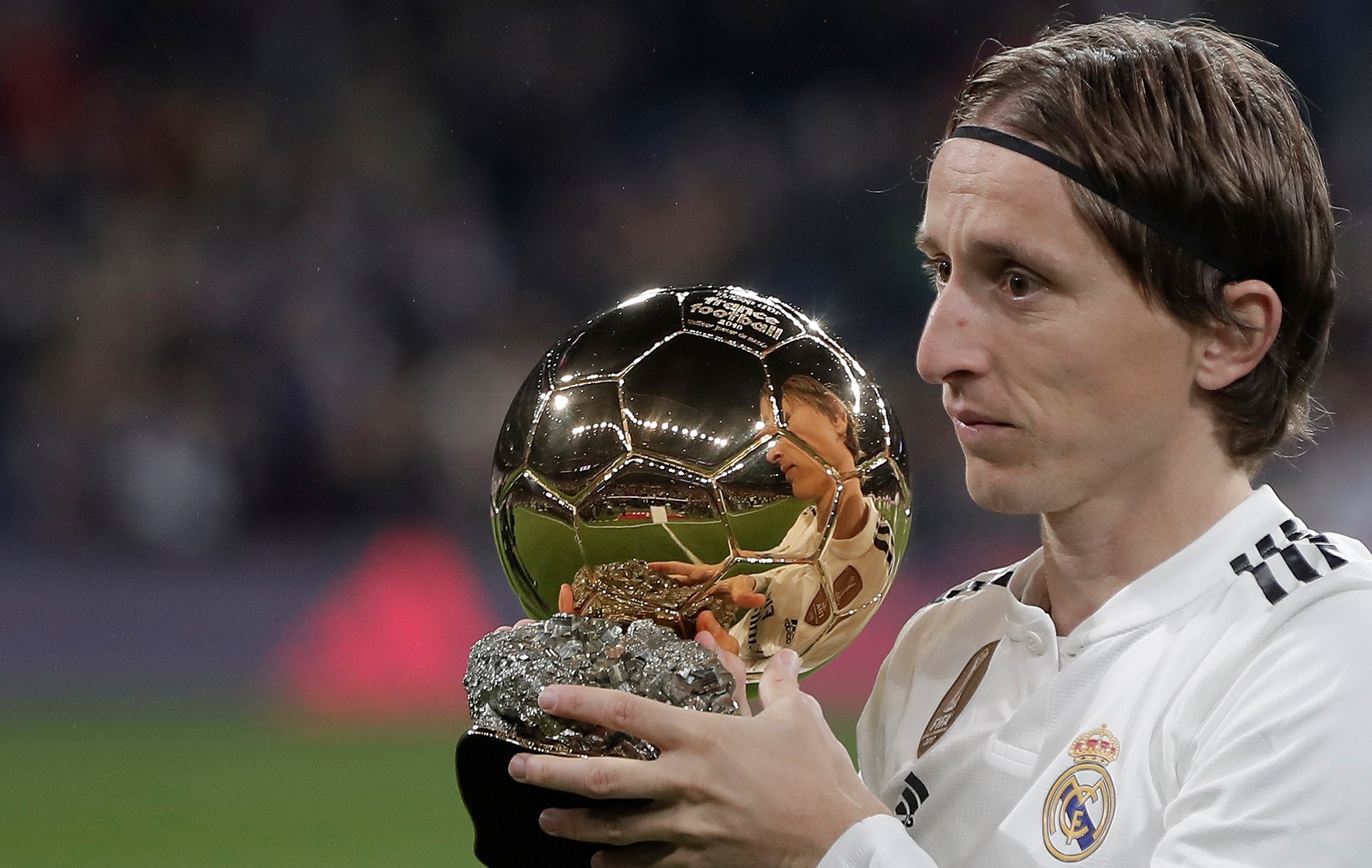 享受退役生活！阿扎尔社媒晒与弟弟打高尔夫照片